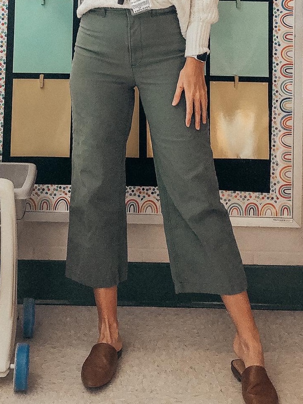 Women's Olive Wide-Leg Cropped Pants